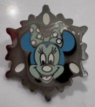 Disney Minnie Mouse Snowflake Collection Face 2007 Pin - $9.89