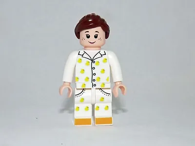 JKStore Female Girl In Pajamas B Rare Minifigures - £4.57 GBP