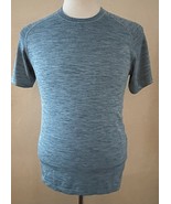 Lululemon T-Shirt Metal Vent Blue Short Sleeve Men’s Size Small - $466.73 MXN