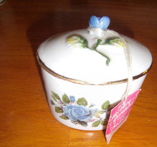 Andre Richard Japan Porcelain Trinket Box Floral Dried Lavender and Tag Vintage  - £9.26 GBP