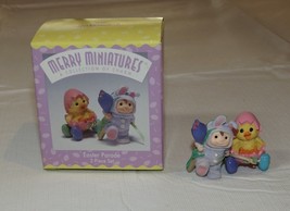 HALLMARK Merry Miniatures Charm Easter Parade 2 piece set Holidays 1997 - $10.29