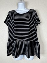 AnyBody Womens Size M Blk/Wht Knit Ruffle Top Short Sleeve - $9.13