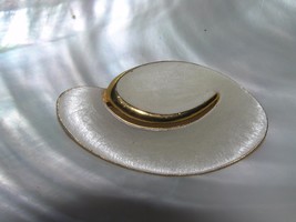 Vintage JJ Signed White Enamel &amp; Goldtone Oval Swirl MODERNIST Pin Brooch – mark - £9.74 GBP