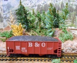 HO Scale: AHM Burlington Northern Ore Hopper Car #320835; Model Railroad... - $14.95
