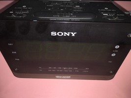 Sony Dream Machine ICF-C414 Digital LED Clock Radio FM/AM Dual Alarm - £23.55 GBP