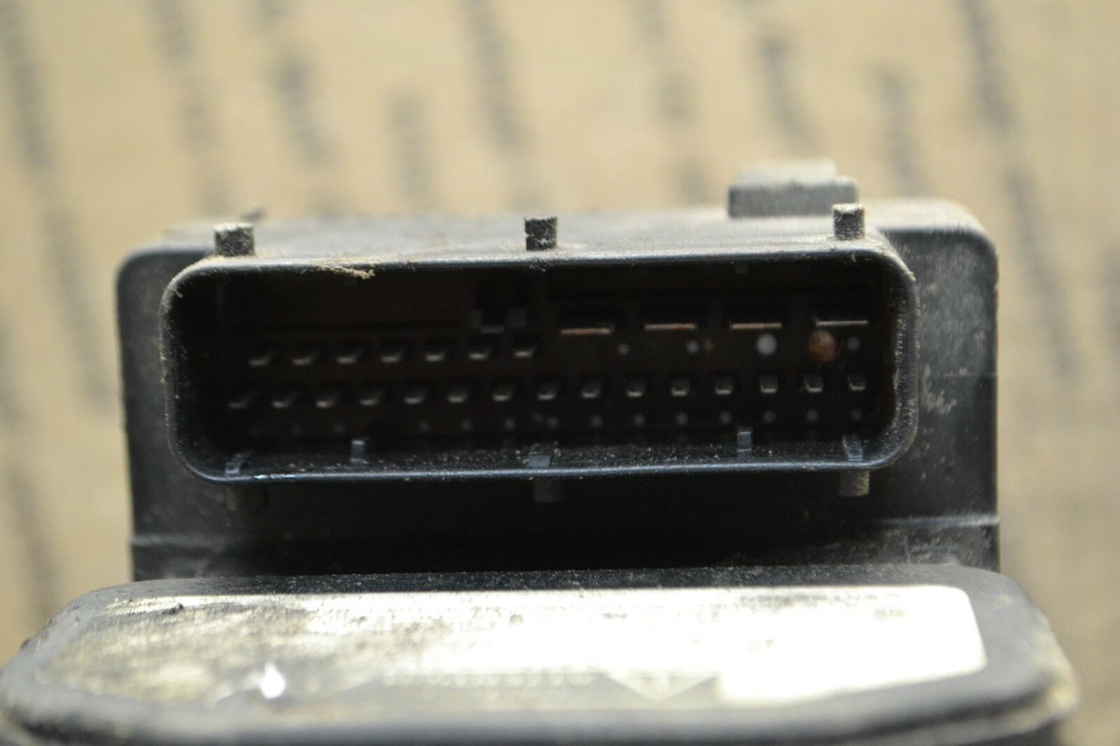 1999-2003 Toyota Camry  ABS Anti Lock Pump Control OEM 4451006040 Module 108-9a5 Item image 4