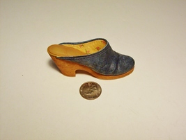 Just The Right Shoe Demin Blues Miniature Shoe 2000 Style 25141 Raine Willits - $9.99