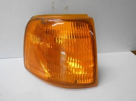 1993-1997 Ford Ranger Passenger Right Turn Signal Marker Blinker Light - $29.99