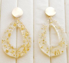 HUGE Estate Gold Flake Foil In Lucite Dangle Earrings - £23.97 GBP