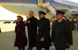 President Bill Clinton and Hillary depart Air Force One 1996 Photo Print - $8.81+