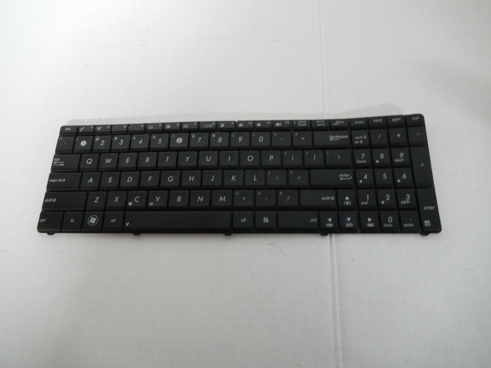 Asus US Keyboard 0KN0-J71US03 AS IS For Parts - $3.16
