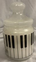 Albert Elovitz Inc Piano Jar Candle Vanilla Scent - £9.19 GBP