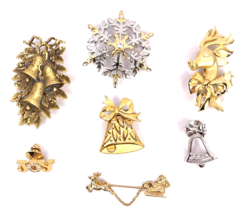 Vintage Christmas Brooch Pin Lot  Rhinestone Crystals Bell Snowflake Rei... - $33.00