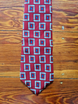 Chaps Ralph Lauren 100% Silk Red Pattern Men&#39;s Neck Tie geometric print necktie - £3.13 GBP