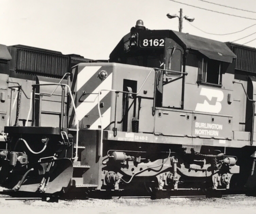 Burlington Northern Railroad BN #8162 SD40-2 Electromotive Train Photo D... - $9.49