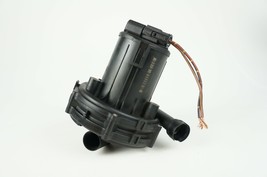 01-2006 bmw e53 x5 3.0l air injection smog pump secondary air pump oem - $2,379.79 MXN