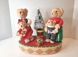 Rare Avon Christmas Teddy Bear Family Animated Talks &amp; Sings NO POWER CORD - £13.98 GBP