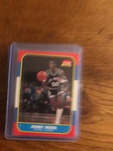 Johnny Moore 1986 Fleer Basketball Card   (0814) - £4.71 GBP