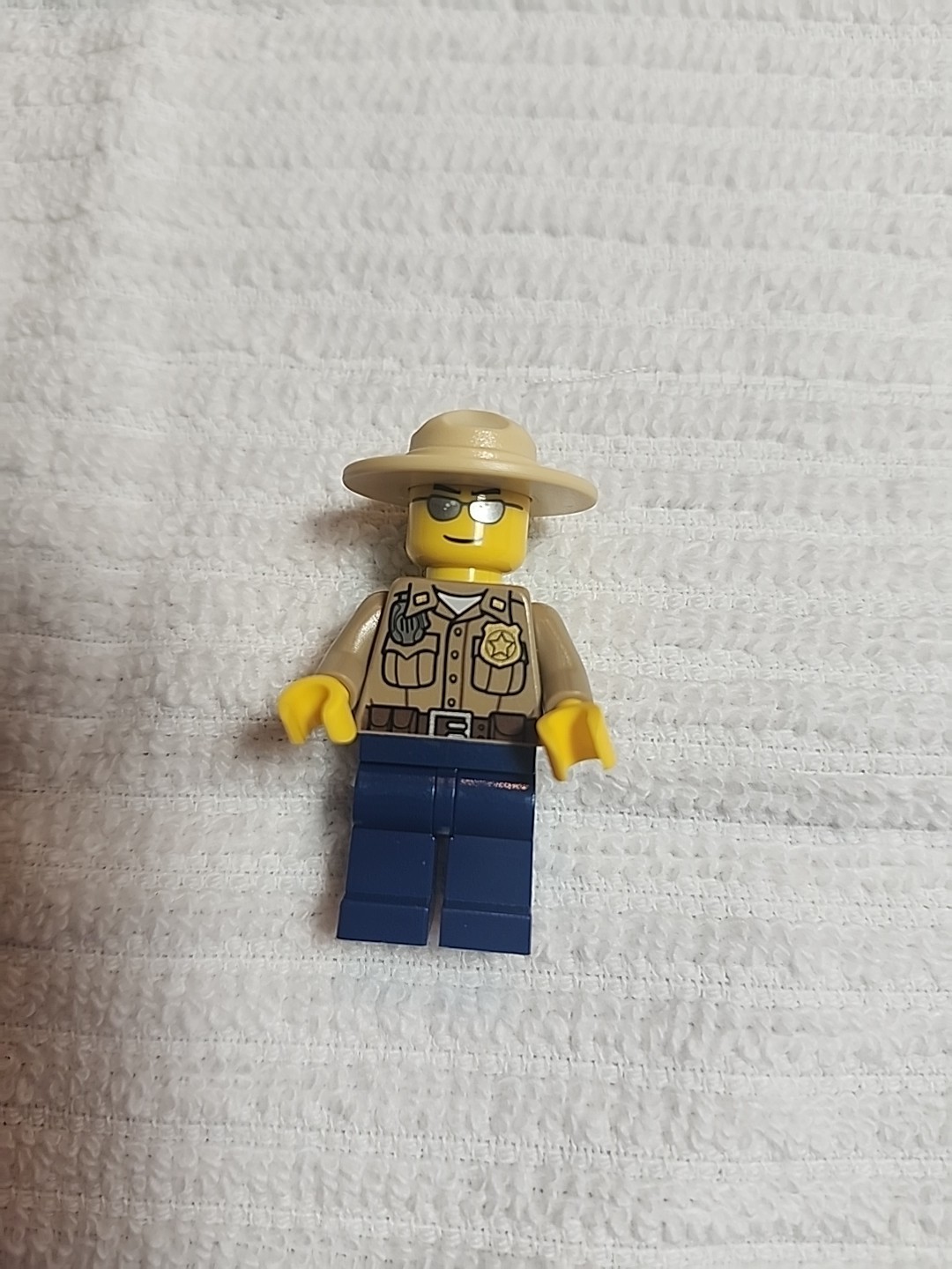 Lego Minifigure Forest Police Cty0260 - $4.95