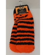 Halloween Fuzzy Socks shoe size 5-9 Orange black - $13.51 CAD