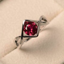 Solide 925 Argent Sterling 4.25 Carat Rubis Rouge Juillet Taille Bague 13.5 - £80.64 GBP