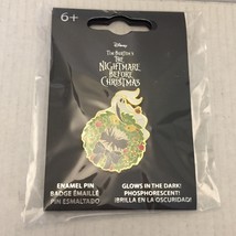 NEW Loungefly Disney The Nightmare Before Christmas Ghost &amp; Scary Wreath... - $283.25 MXN
