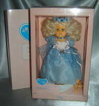 Vogue GINNY BEAUTY (71-5610) Poseable 8&quot; GINNY DOLL (1984) - needs work - $14.60
