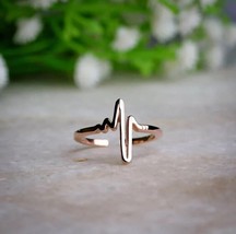 925 Sterling Silver Heart Beat Ring, Designer Zig Zag Handmade Jewelry For Her - £21.80 GBP