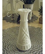 Vintage Anchor Hocking Milk Glass Bud Vase Stars and Bars 6  Inches Tall... - £6.45 GBP