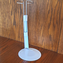 DELUXE METAL DOLL STAND White 6&quot; Tall 3.5&quot; Base Adjusts for 10-14 in Dol... - £5.17 GBP