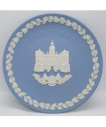Wedgwood Jasperware White on Blue Christmas 1978 Horse Guards Plate - $370.35 MXN