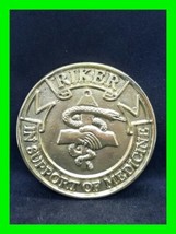 Vintage Medallion Osteopathy Founded 1874 Riker Medical Doctor Collectib... - $49.49