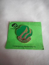 Girl Scout CONTEMPORARY MEMBERSHIP PIN 3 Faces Uniform NEW - $128.47 MXN
