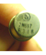 1-4 NOS TUNG-SOL Elec 2N697 NPN Si Transistor 40V  150mA Med Power 3-Pin... - $88.10 MXN