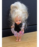 Vintage 1994 Mattel Barbie Sister Kelly Fashion Doll with Clothes KG JD - $14.85