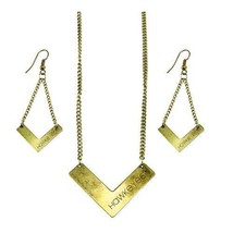 NCAA Iowa Hawkeyes Official Team Merch Chevron Earring and Necklace Set - $10.69