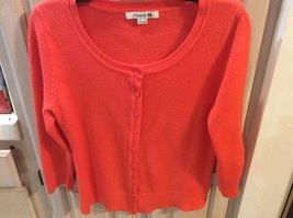 FOREVER 21 WOMENS ORANGE SWEATER with BUTTONS - 100% ACRYLIC - SIZE LARGE - $21.39
