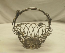 Vintage Godinger Silver Art Co. GSA Silver-Plate Grape Leaf Design Fruit Basket - £23.28 GBP