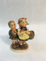 Vintage HUMMEL GOEBEL Collectible Figurine &quot;To Market&quot; 49/3/0 TMK-2 Full Bee - £157.90 GBP