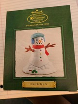 Hallmark Keepsake Christmas Ornament Collector&#39;s Club Snowman 2002 NEW - $8.78