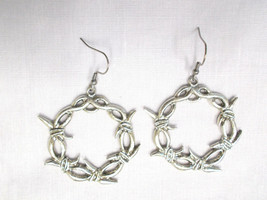 Barbed Wire / Barb Wire Pewter Dangling Flat Hoop Rustic Metal Cowboy Earrings - £15.97 GBP