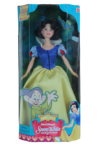 Disney's Classic Snow White and the Seven Dwarfs Doll No 21932 Mattel 1998 NEW - $17.29