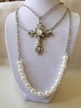 Multi chain cascade fashion silver tone Cross pendant white pearl faux 21&quot;L - £16.31 GBP