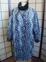 Elegant Faux Reversible Vintage Faux Fur Coat Size Medium ~Vegan Friendly Guc   - £71.14 GBP