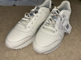 Reebok Women&#39;s Classic Leather Sneaker Chalk/Seaside Grey GY8799  Size 8.5M - $23.23