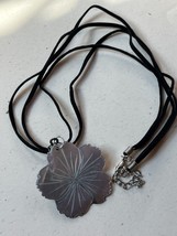 Black Faux Suede Cord w Large Carved Seashell Plumeria Flower Pendant Necklace – - £10.46 GBP