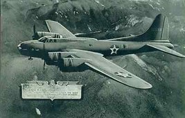 BOEING B-17 FLYING FORTRESS BOMBER vintage WWII-era 5&quot; x 8&quot; photo card - £7.83 GBP