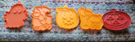 Vintage Lot of 5 Cookie Cutters Halloween Fall Holiday Festive Hallmark Nice - £15.17 GBP