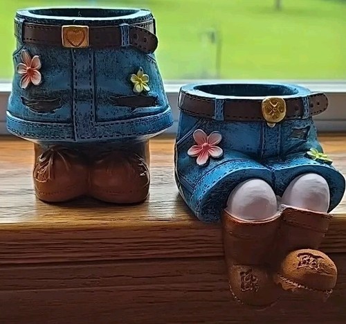 Two (2) Polyresin Planters ~ Indoor/Outdoor Flower Pots ~ 1-Standing 1- Sitting Item image 4