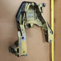 * Mercury Yamaha Mariner 25m 80654m 64800 Swivel Mounting Bracket 25-28-... - $39.00